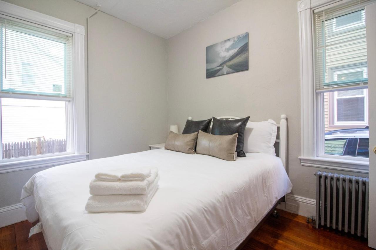 2 Bedroom Condo Close To Boston And Cambridge With Free Parkings Exterior photo